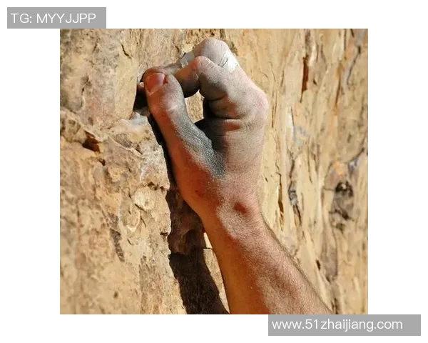 攀岩巨献：深入探讨北京攀岩队的默契配合与训练秘诀